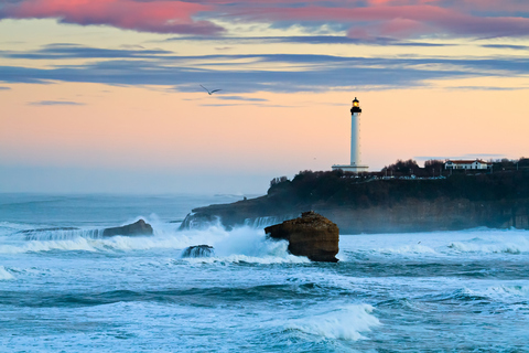 Biarritz phare dans la tempête 