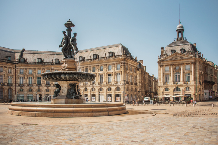 
<span>Week-end en amoureux à Bordeaux : quelques idées romantiques</span>
